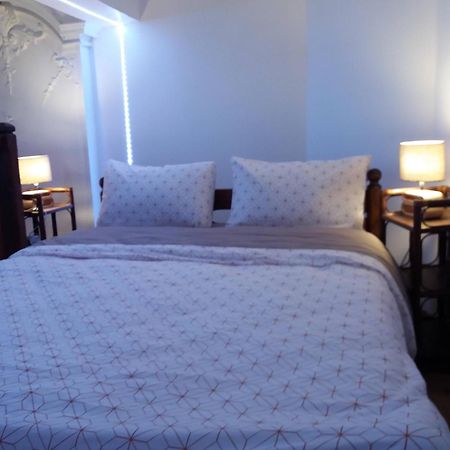 Studio La Nuit Au Coeur De Ville ลิโมว์ ภายนอก รูปภาพ