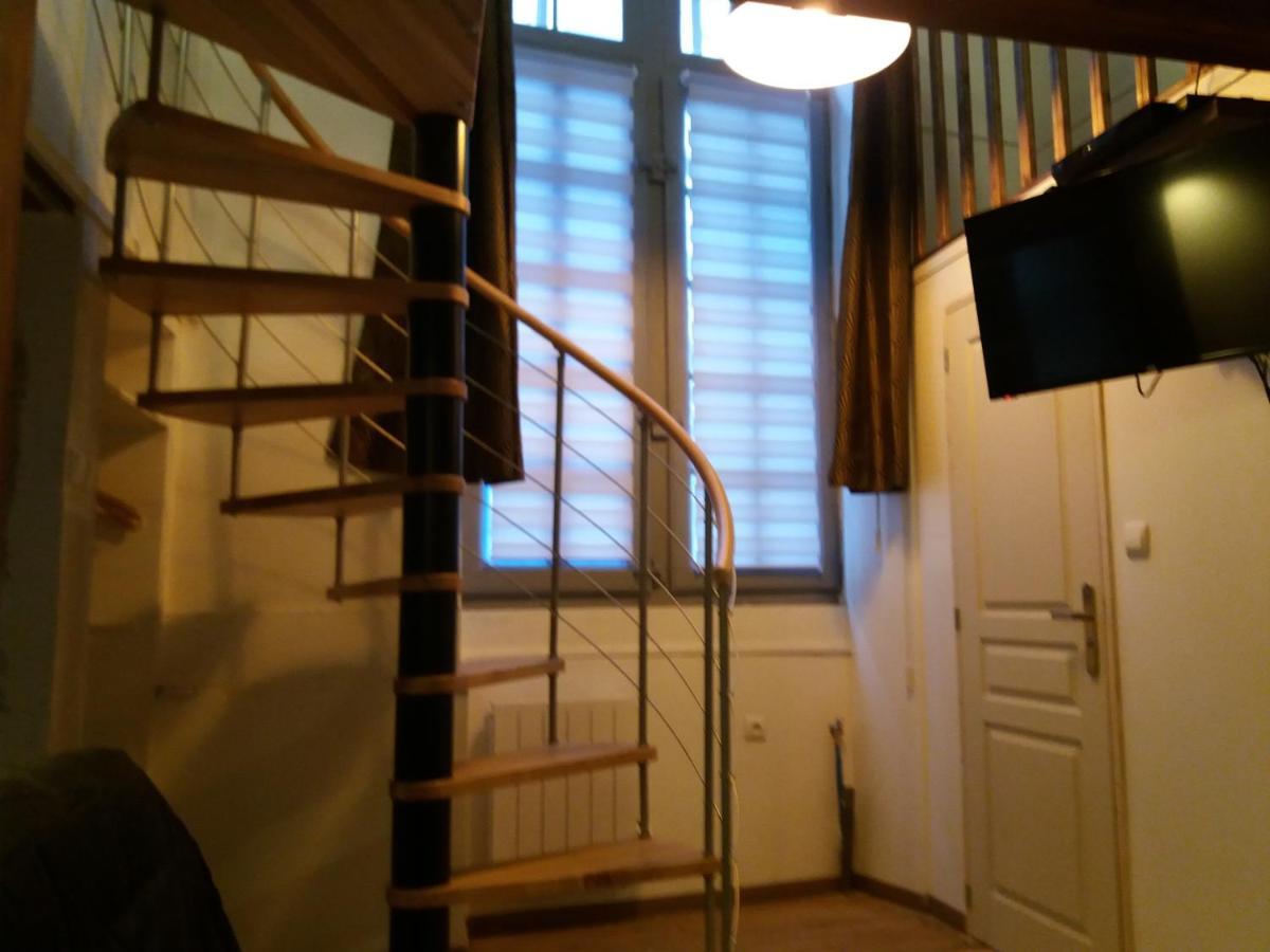 Studio La Nuit Au Coeur De Ville ลิโมว์ ภายนอก รูปภาพ